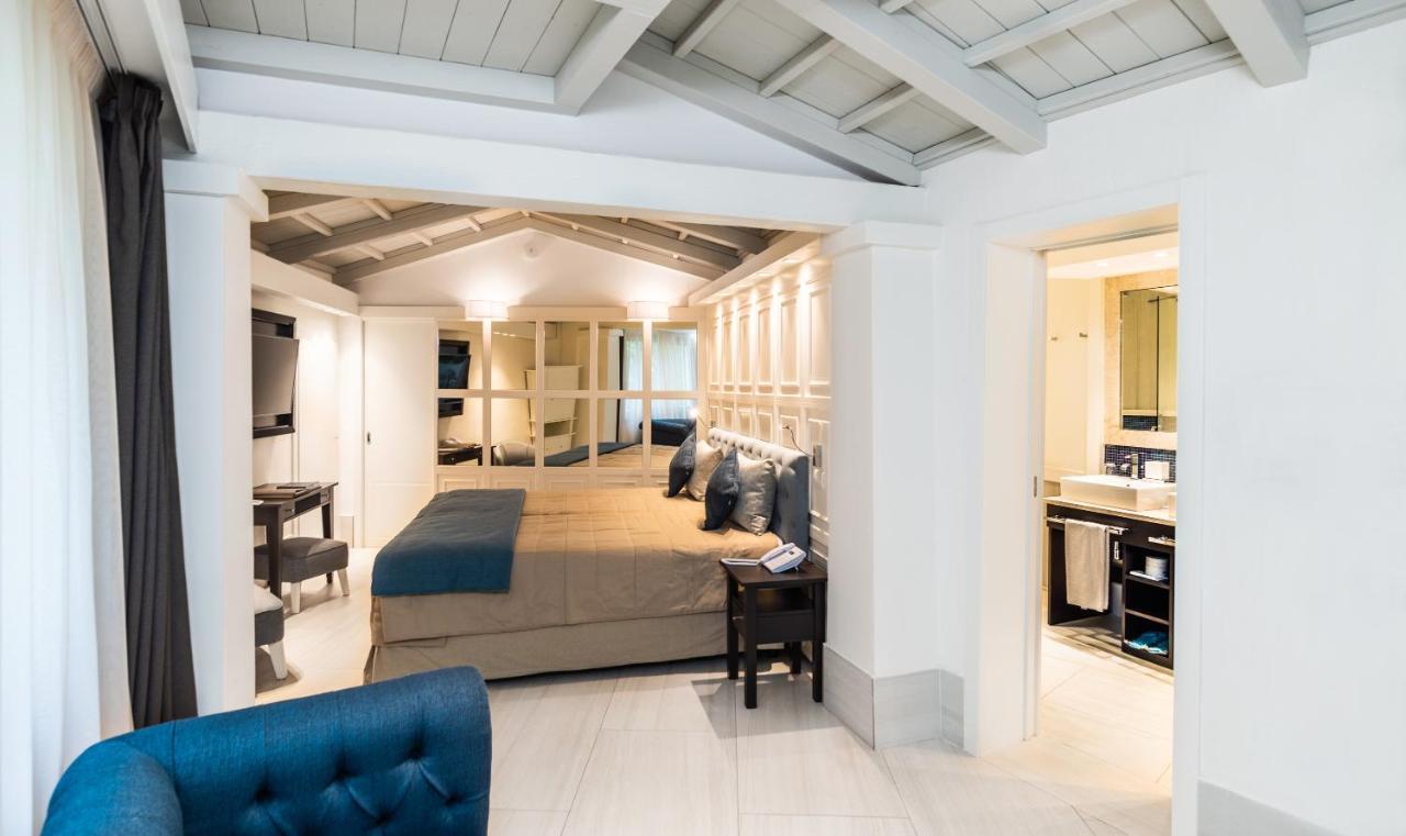 Forte Village Resort - Villa Del Parco & Spa Santa Margherita di Pula Buitenkant foto